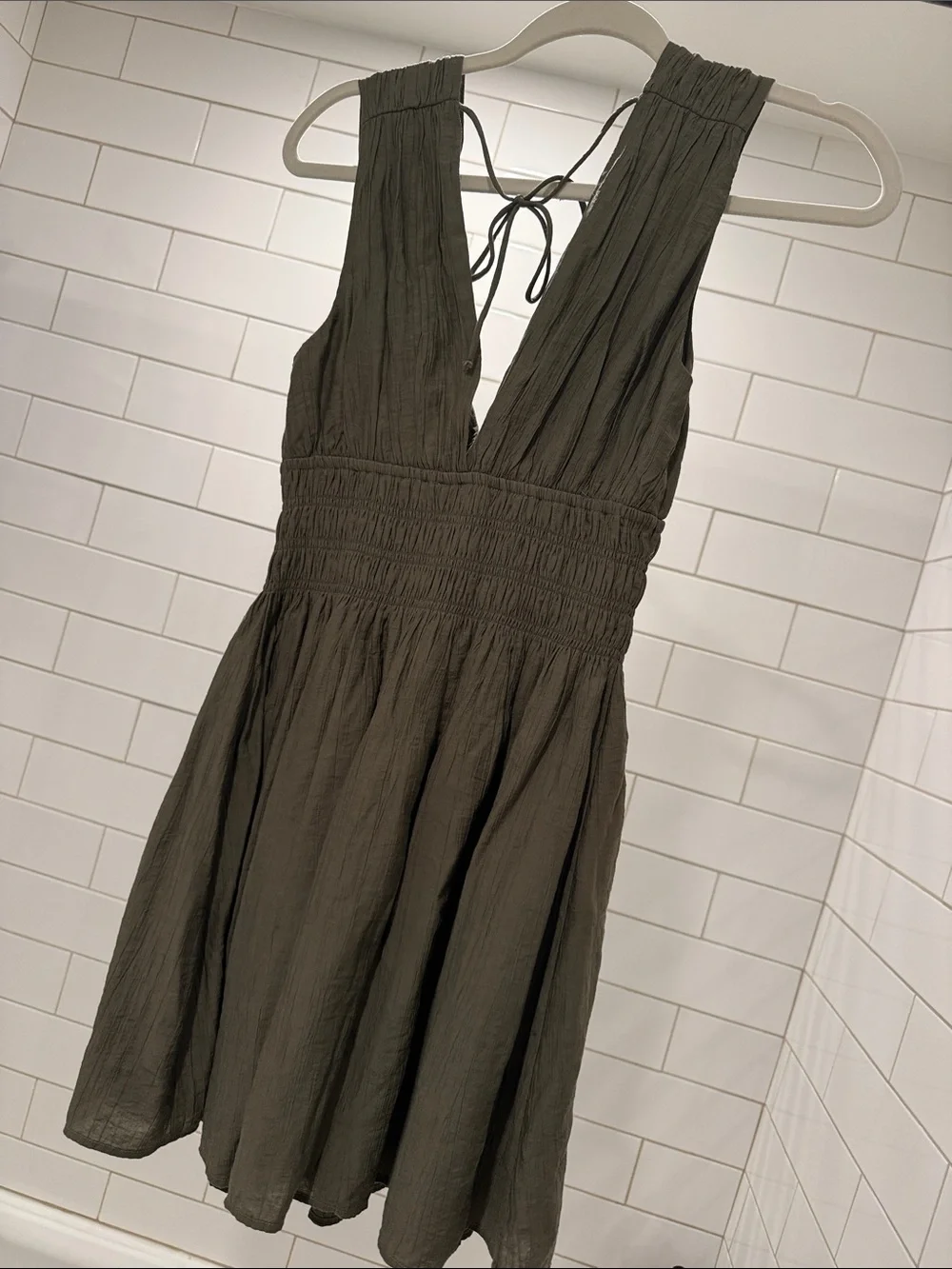 NWT Green Abercrombie Dress - Picture 3 of 4